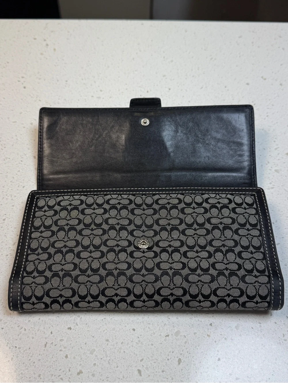 Coach Vintage Soho Signature Jacquard Large Wallet Black Silver Good Condition